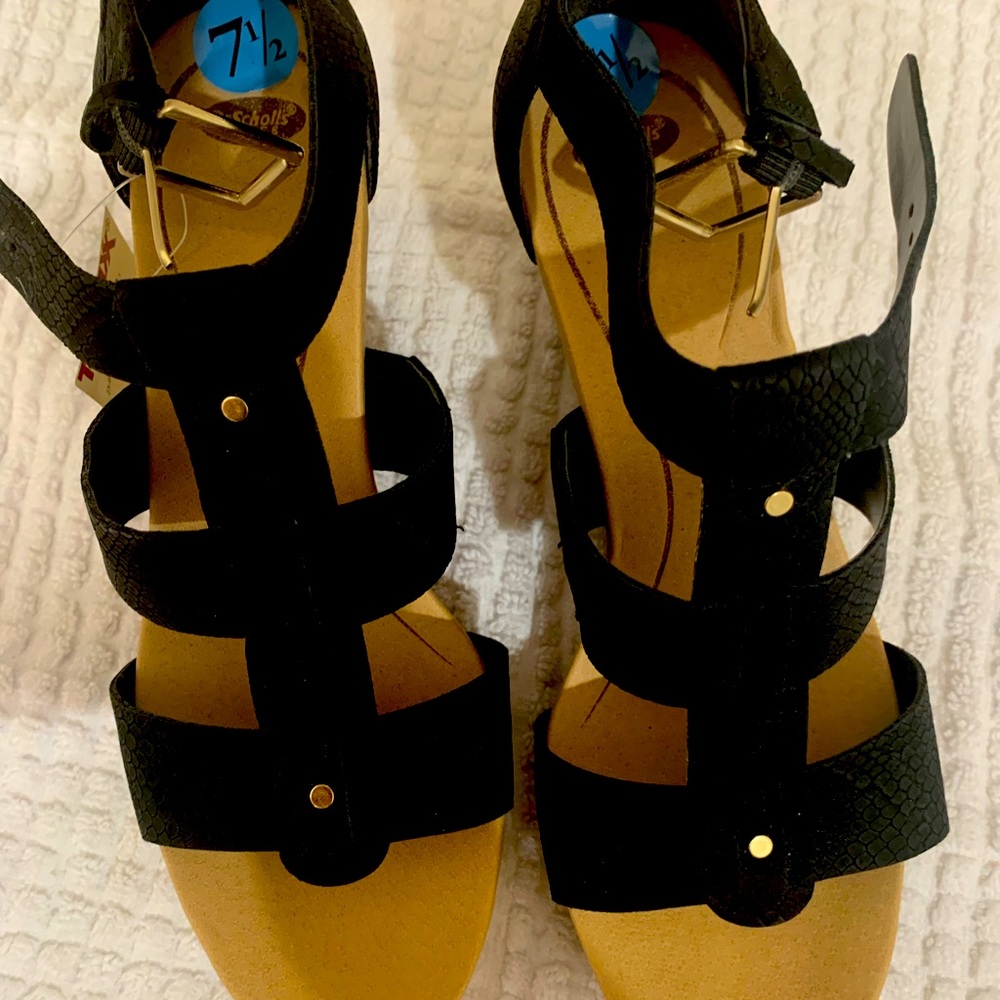 Black wedge sandals